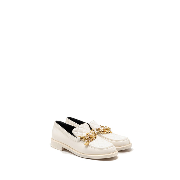 Chanel size 39 Leather chain/pearl cc logo loafer lambskin white GHW