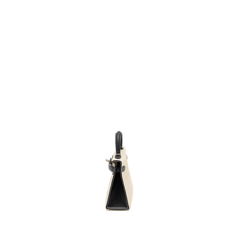 Hermes mini kelly II epsom Craie / Black SHW stamp W