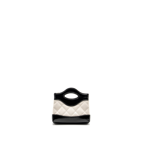 Chanel 31 Nano Clutch with Chain Shiny Lambskin White/Black LGHW (Microchip)