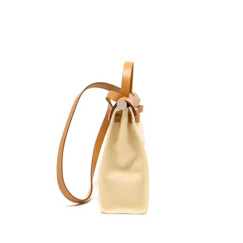 Hermes Herbag 31 Zip Bag Canvas/Hunter Leather Vanille/Naturel-Sable SHW Stamp D