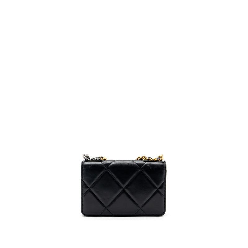 Chanel 19 wallet on chain lambskin black multicolor hardware (microchip)