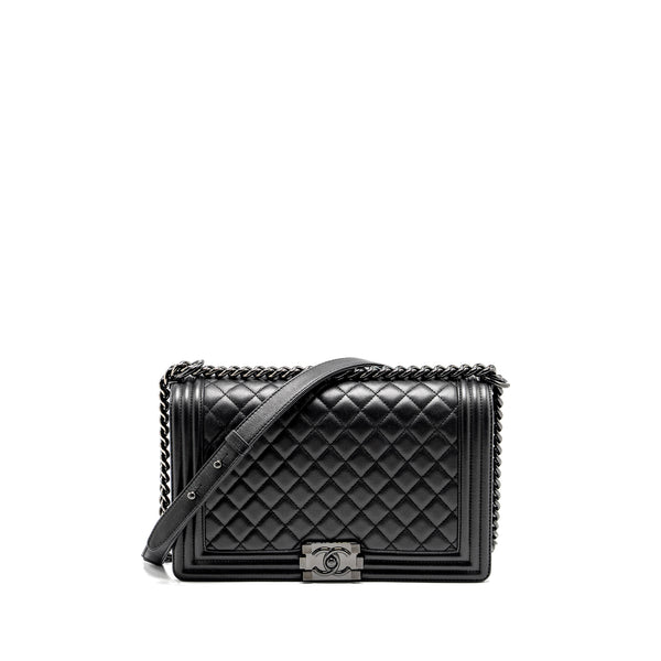 Chanel New Medium Boy Bag Caviar So Black