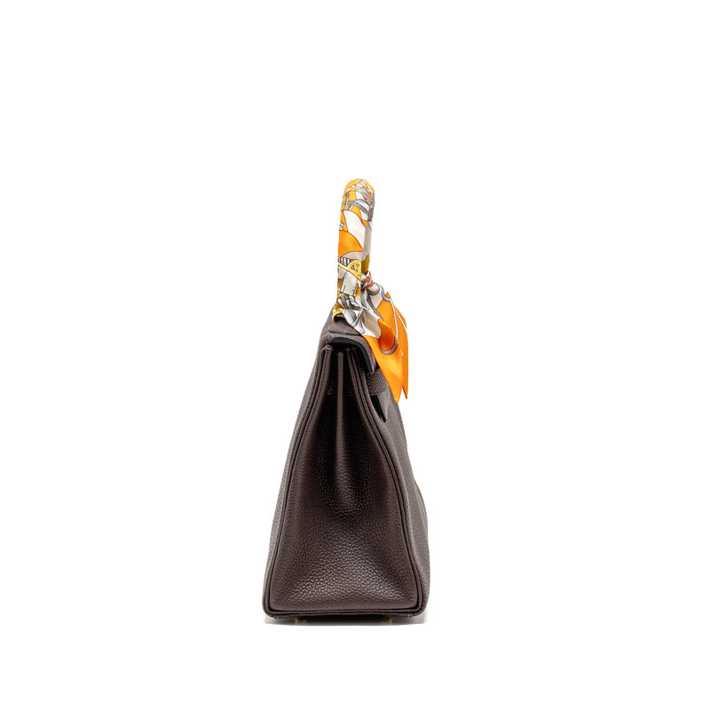 Hermes Kelly 28 Togo Chocolate GHW Stamp Y