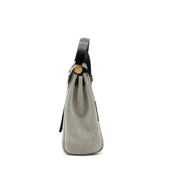 Hermes herbag 31 zip bag toile H plume canvas/ hunter leather black / ecru GHW stamp U
