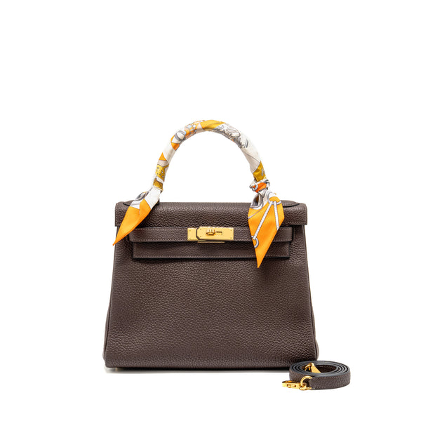 Hermes Kelly 28 Togo Chocolate GHW Stamp Y