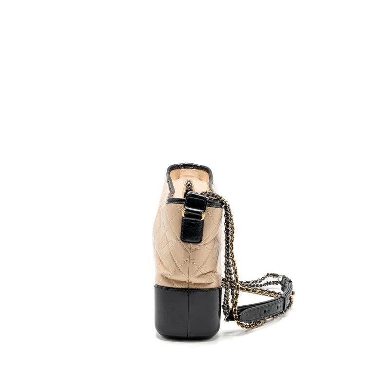Chanel Gabrielle Hobo Bag Aged Calfskin Beige/Black Multicolour Hardware