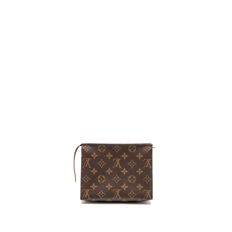 Louis Vuitton Poche Toilette 19 Monogram Canvas GHW