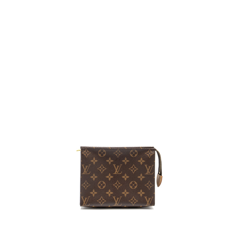 Louis Vuitton Poche Toilette 19 Monogram Canvas GHW