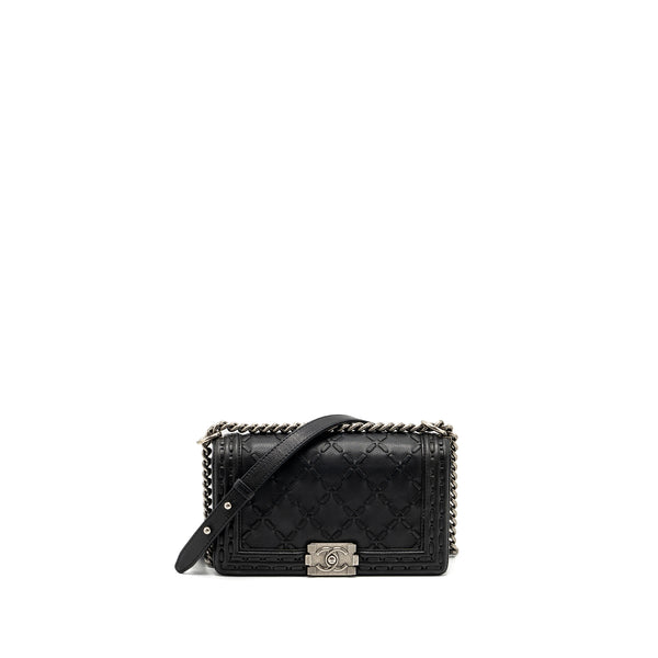 Chanel medium boy bag limited quilted caviar black ruthenium hardware
