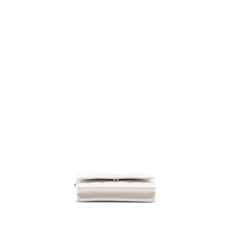 CHANEL classic wallet on chain caviar white LGHW (Microchip)