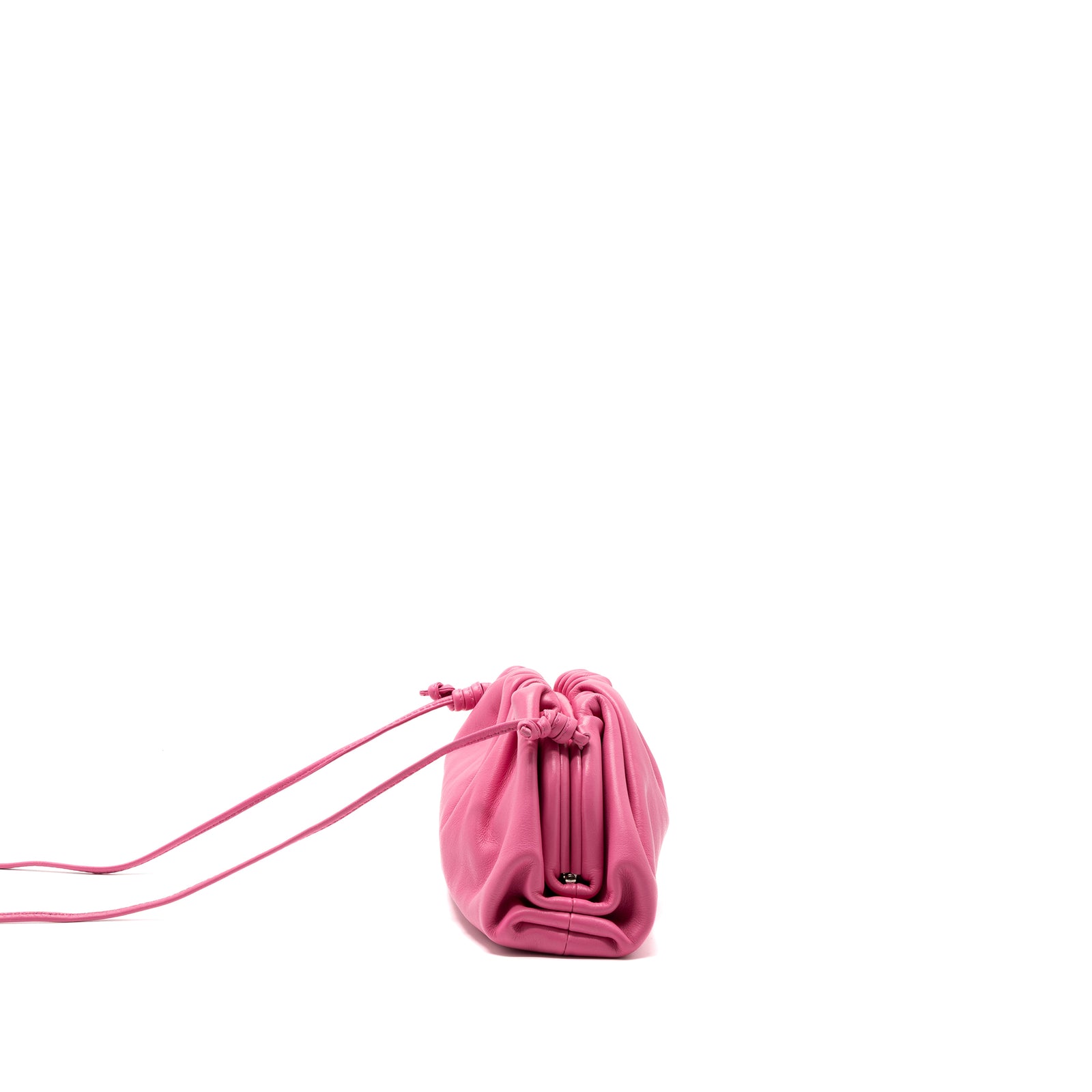 bottega veneta ザ　ポーチ　ミニ　サーモンピンク　美品 BOTTEGA VENETA THE POUCH(ボッテガヴェネタ ザポーチ) - ブランド通販