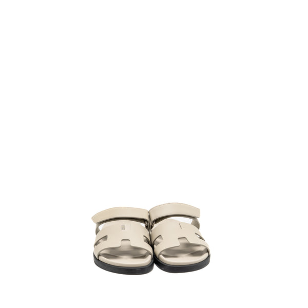 Hermes Size 38.5 Chypre sandal Calfskin Beton SHW