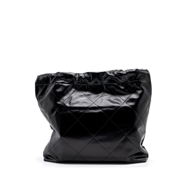 Chanel medium 22 Bag shiny calfskin black SHW (Microchip)