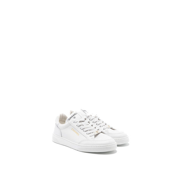 Chanel size 38.5 sneakers black / white
