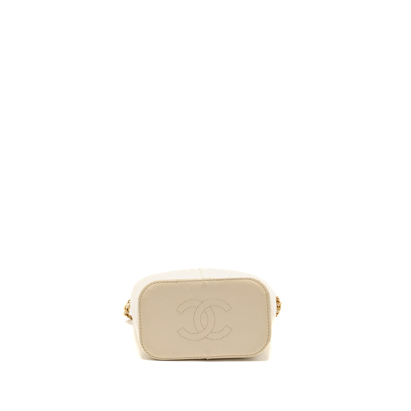 Chanel bucket bag lambskin creamy white GHW