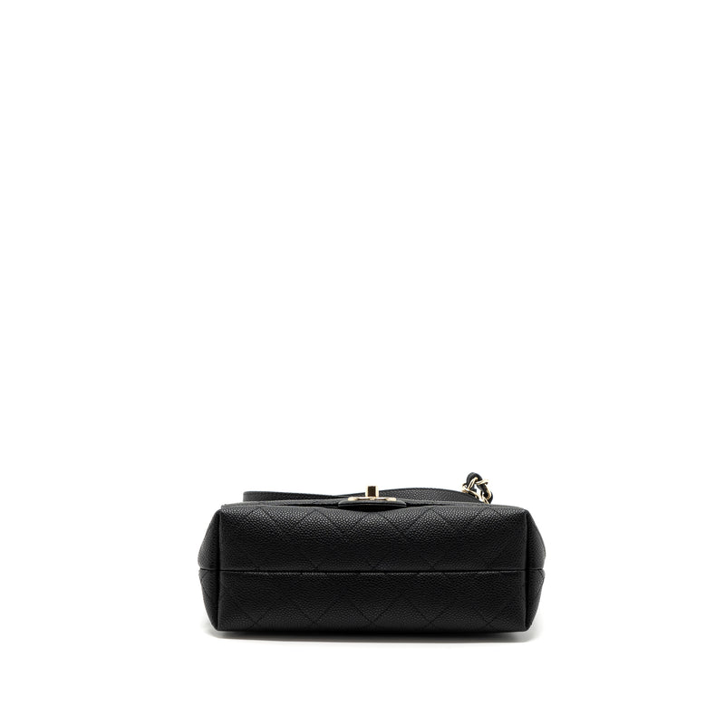 CHANEL FLAP BAG WITH CHAINS HANDLE Quilted CALFSKIN BLACK GHW