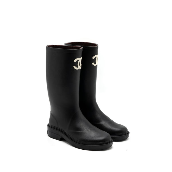 Chanel Size 36 22K Wellington Rain Boots Rubber Black
