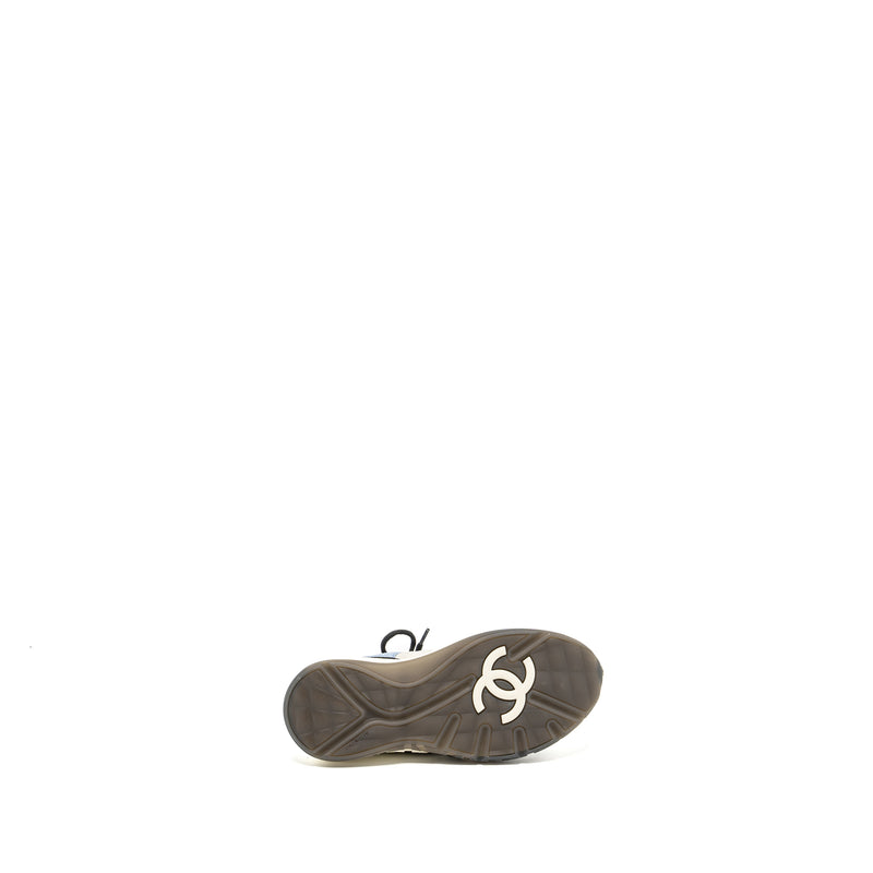 Chanel size 37 sneaker suede/calfskin light beige/blue multicolour