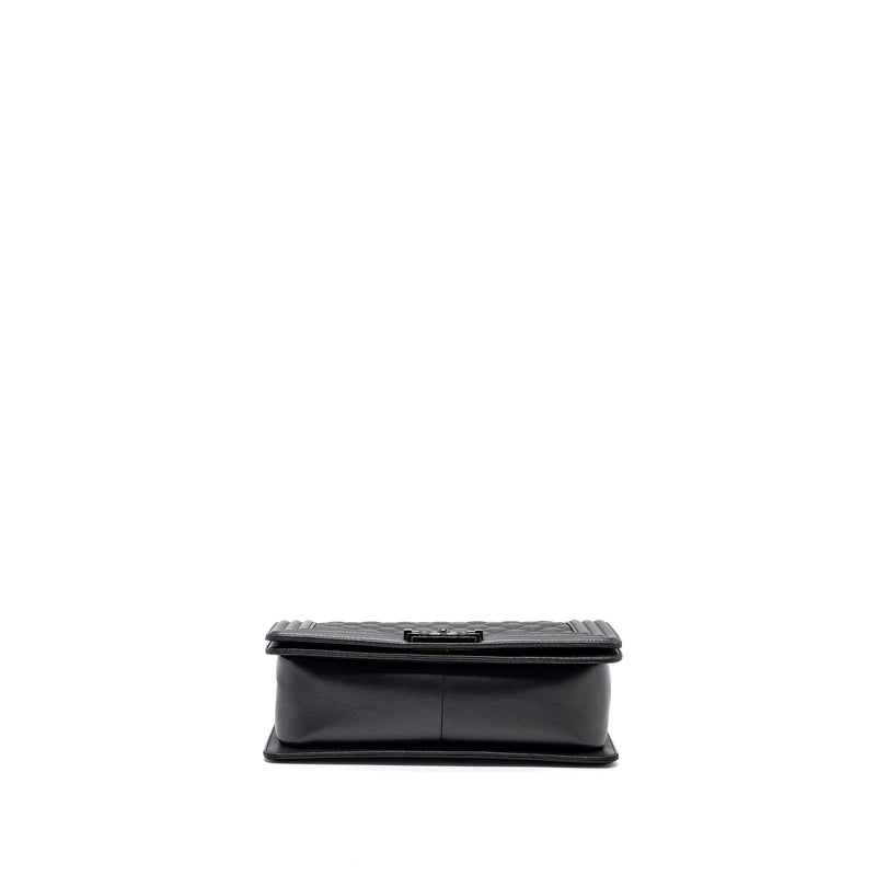 Chanel medium boy bag caviar so black black hardware