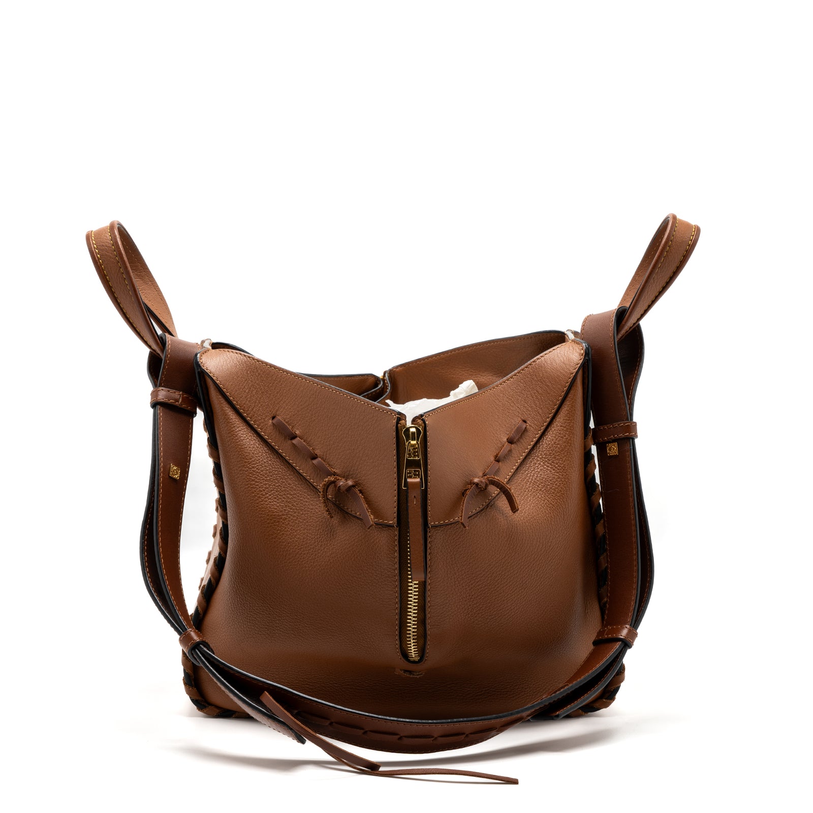 【関税&送料込】Loewe Caramel Leather Compact Hammock Handba Loewe Hammock Compact Shoulder Bag | Liberty