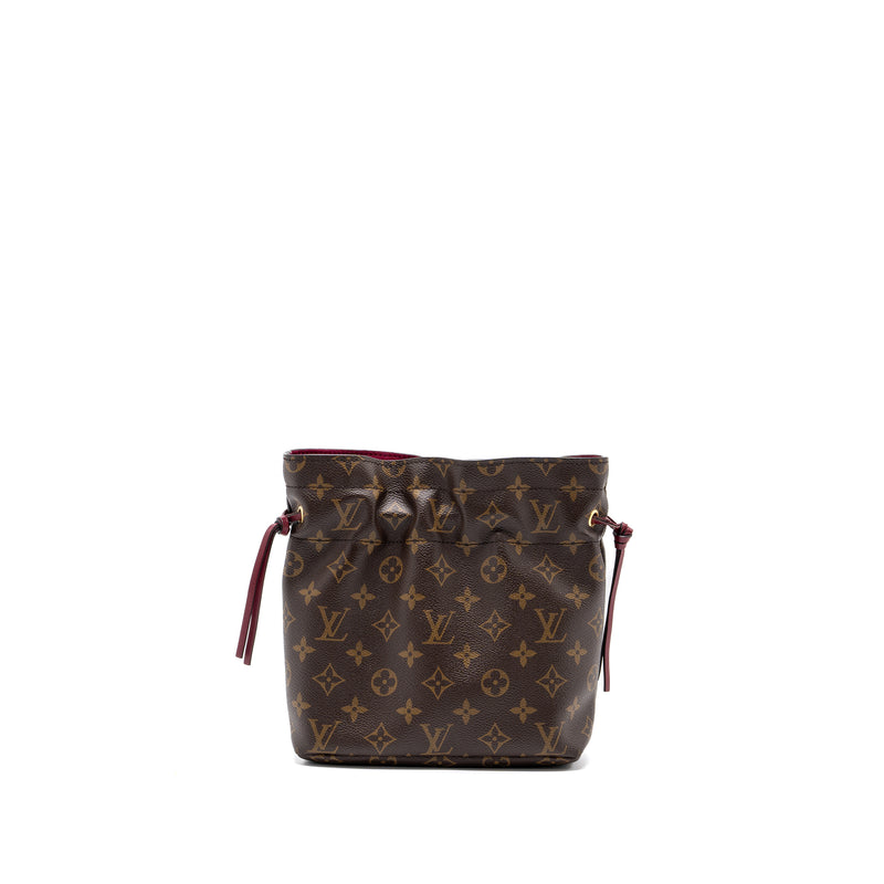 Louis Vuitton Neo Pouch Monogram Canvas GHW