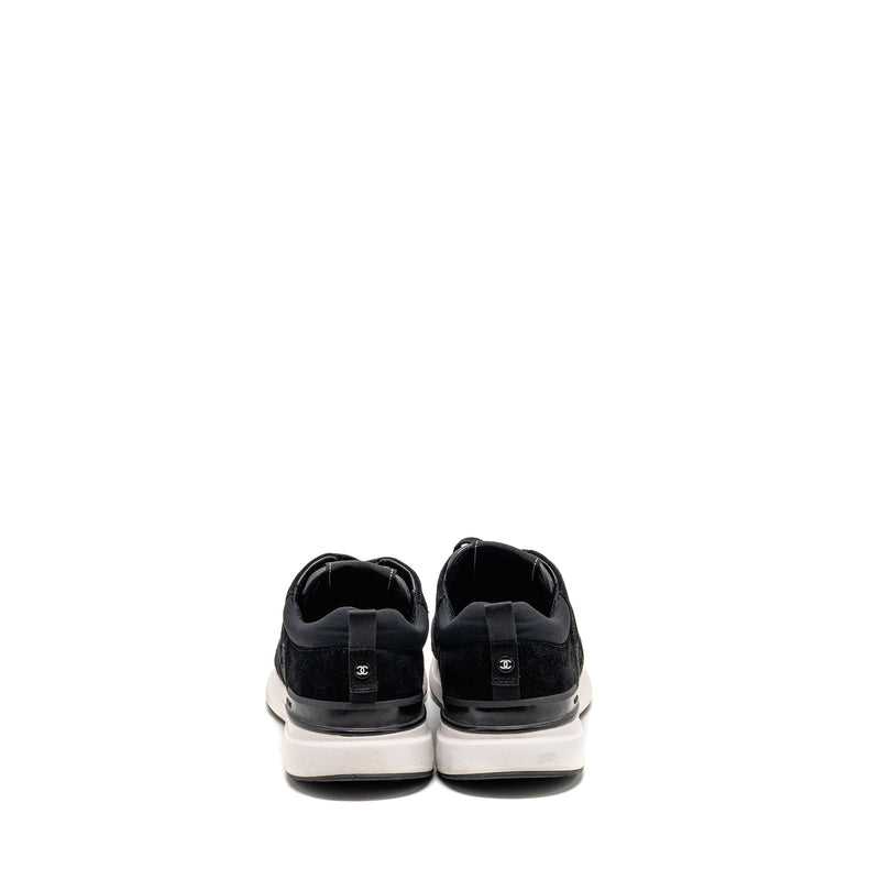 Chanel size 45 CC logo sneakers Suede / Mesh black / white