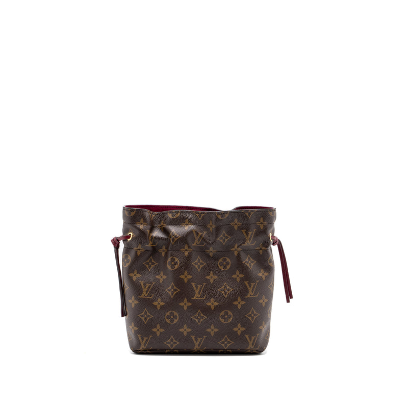 Louis Vuitton Neo Pouch Monogram Canvas GHW