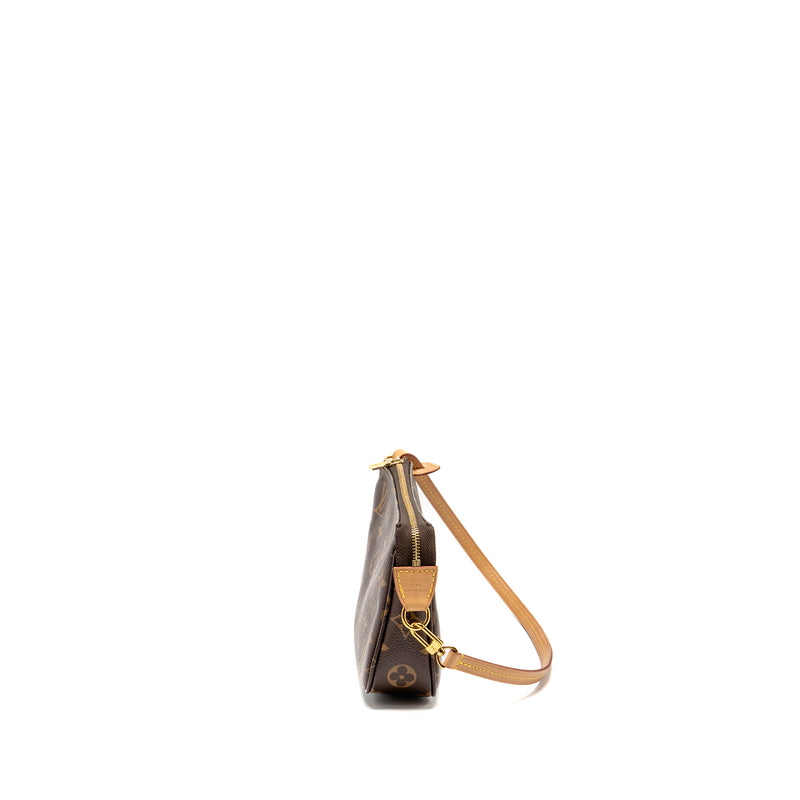 Louis Vuitton Pochette Accessories Monogram Canvas GHW