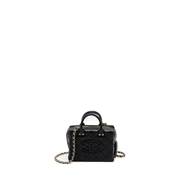 Chanel 22B Small Vanity Case Calfskin Black GHW (Microchip)