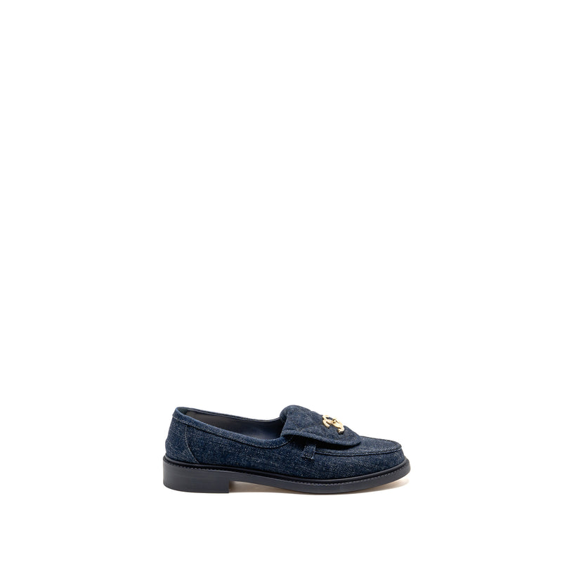 Chanel Size 38 CC Turnlock Loafer Quilted Denim Blue LGHW