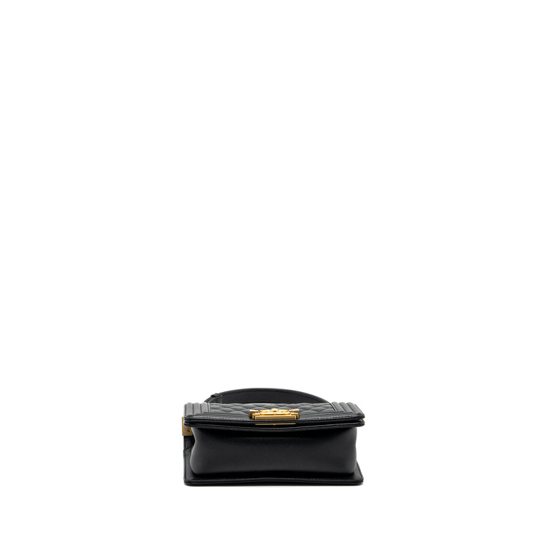 Chanel small boy bag caviar black GHW (Microchip)