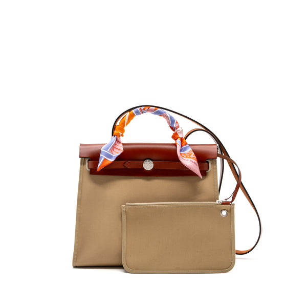 Hermes herbag 31 zip bag canvas / hunter leather trench/ Cuvier SHW stamp D