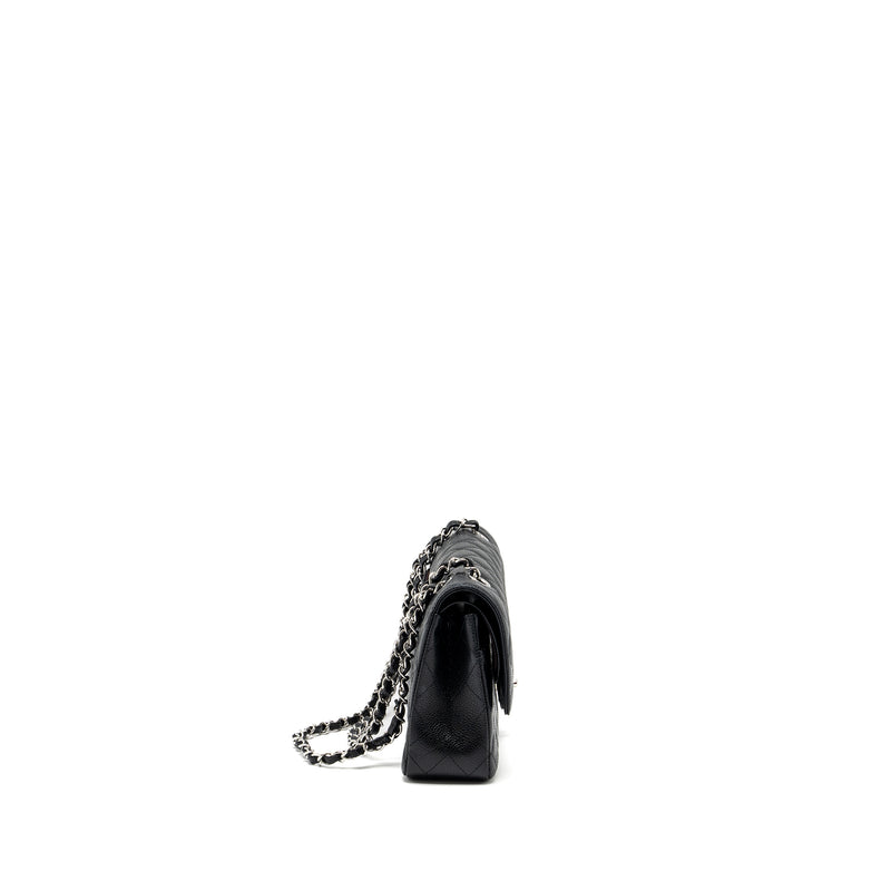Chanel Medium Classic Double Flap bag caviar black SHW (microchip)