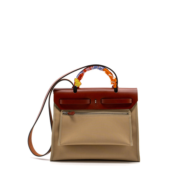 Hermes herbag 31 zip bag canvas / hunter leather trench/ Cuvier SHW stamp D