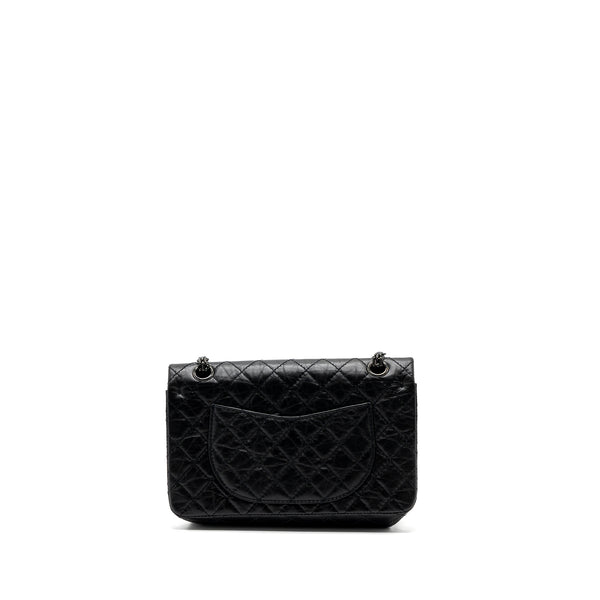 Chanel Small 2.55 225 Reissue Flap Bag Aged Calfskin black with black hardware (microchip)