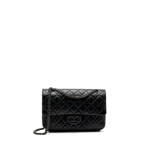 Chanel Small 2.55 225 Reissue Flap Bag Aged Calfskin black with black hardware (microchip)