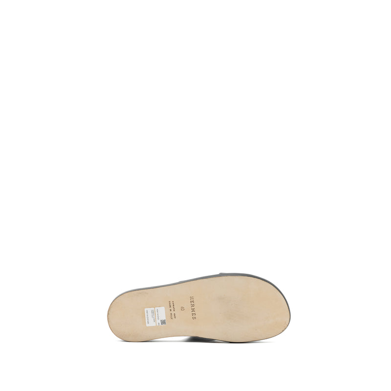 Hermes size 40 Izmir sandal calfskin black
