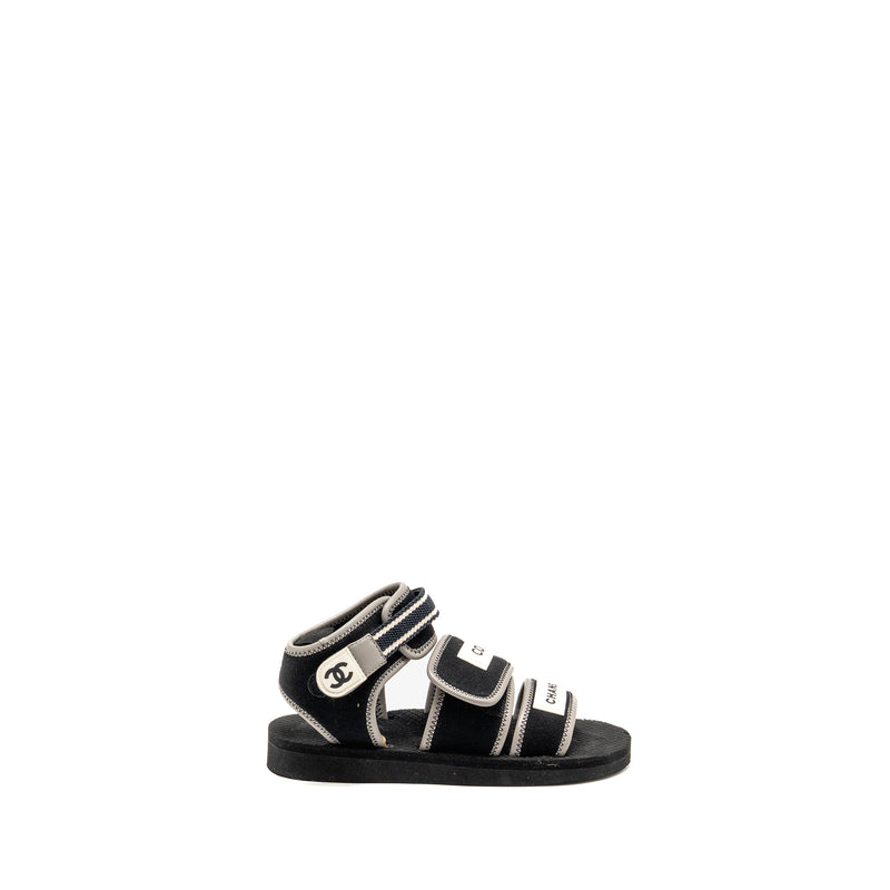 Chanel Size 36 Jersey Coco Strap Sandals Black/White