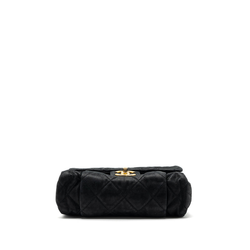 Chanel quilted seasonal flap bag Calfskin Iridescent black with GHW