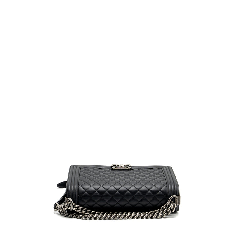 Chanel New Medium Boy Bag Smooth Calfskin Black Ruthenium Hardware