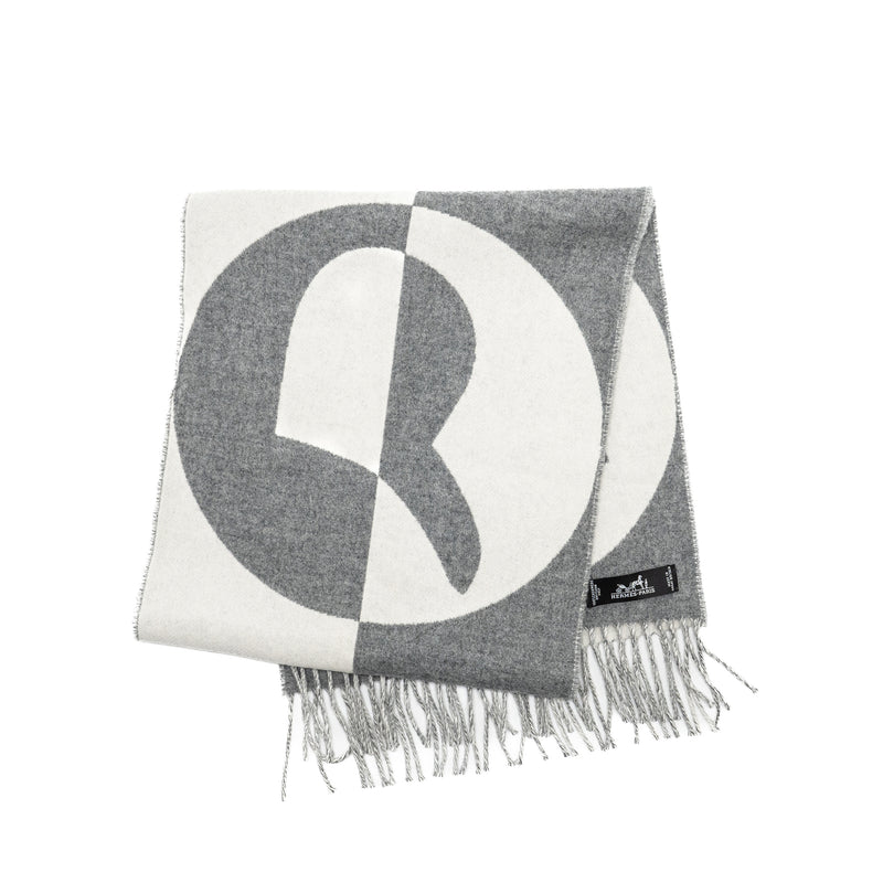 Hermes Casaque Charms Muffler Cashmere Gris Clair/Ivory