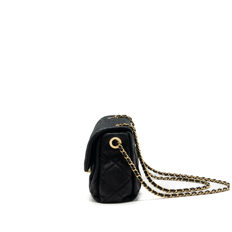 Chanel quilted seasonal flap bag Calfskin Iridescent black with GHW