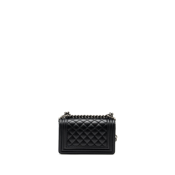 Chanel Small Boy Bag Caviar black Ruthenium Hardware (microchip)