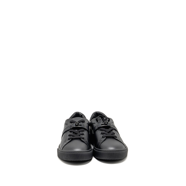 Hermes size 42 day sneaker Calfskin Leather so black