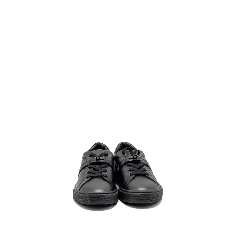 Hermes size 42 day sneaker Calfskin Leather so black