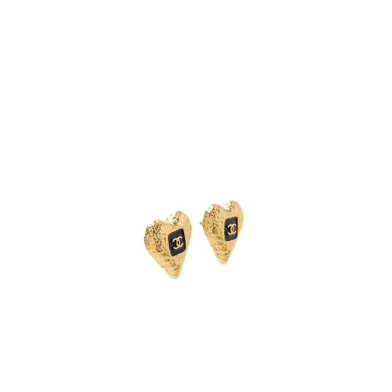 Chanel heart and CC logo earrings black / gold tone