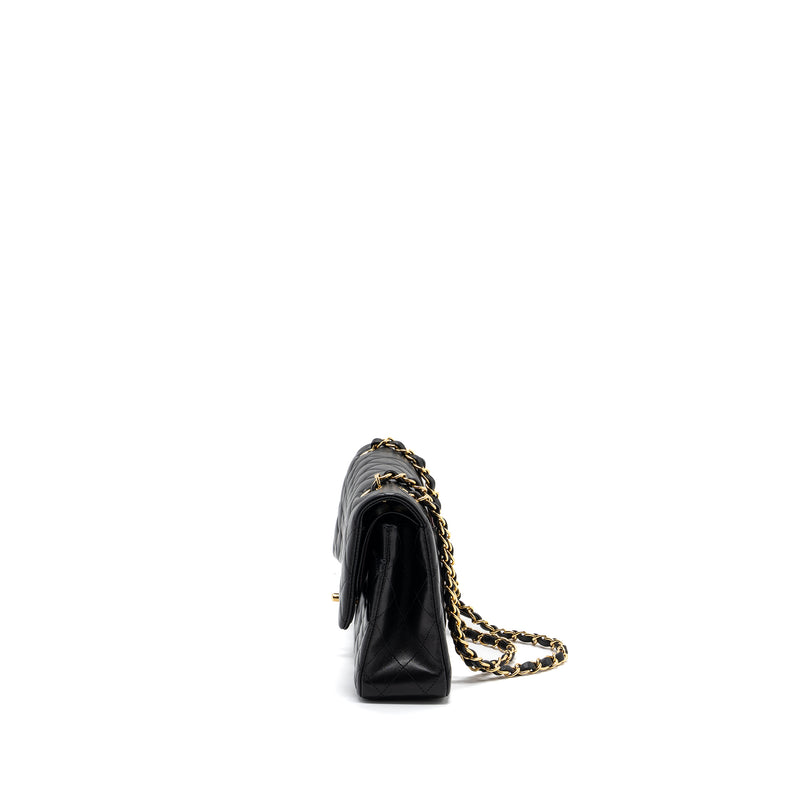 Chanel medium classic flap bag lambskin black GHW