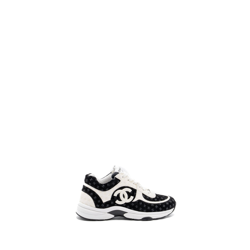 Chanel Size 38 CC Logo Printed Trainer/Sneaker Suede Black/White