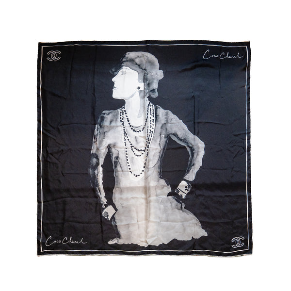 CHANEL 90x90cm Coco Chanel Silk Scarf Black / White