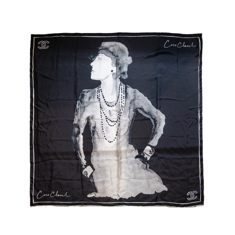 CHANEL 90x90cm Coco Chanel Silk Scarf Black / White